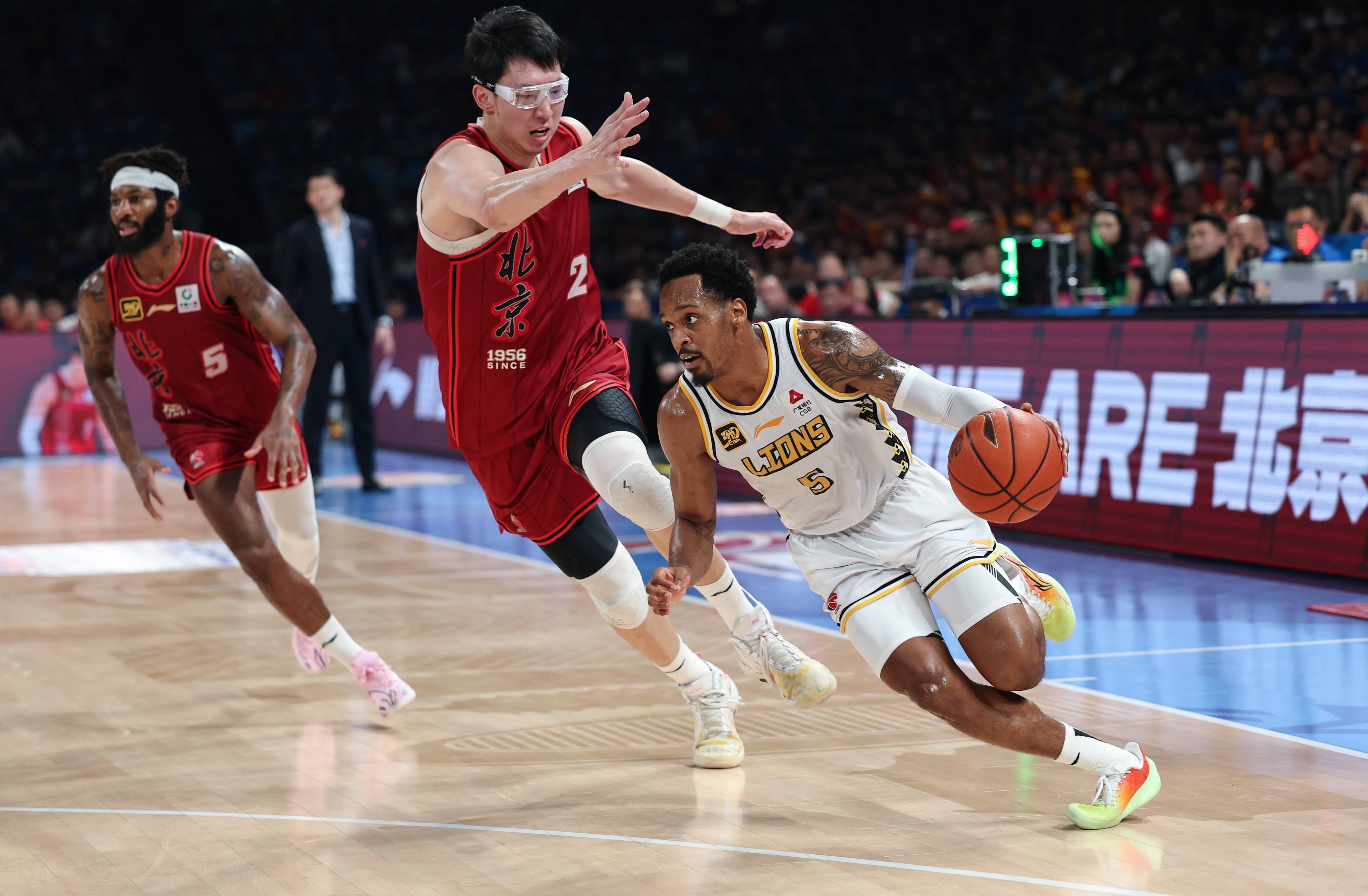 包含赛前广厦男篮备战欧篮联，单刀错失细节曝光，球迷炸锅，心理建设被强调的词条